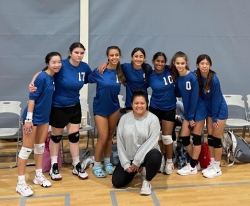 Picture of girl's volleyball team